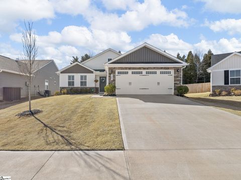 Photo of 1209 Eutaw Springs Drive, Woodruff, SC 29388 (MLS # 1589123)