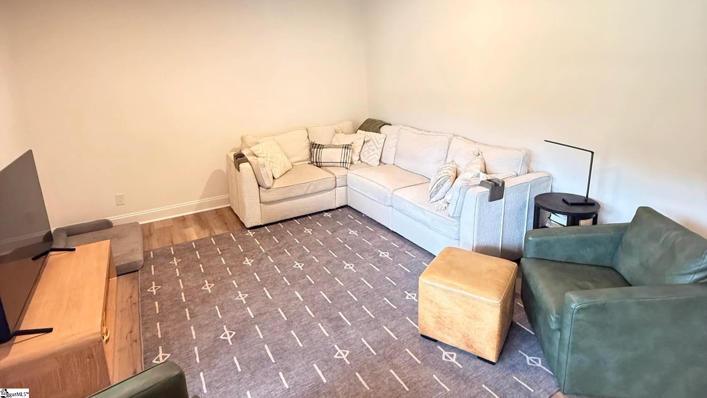 23 Forestville Road