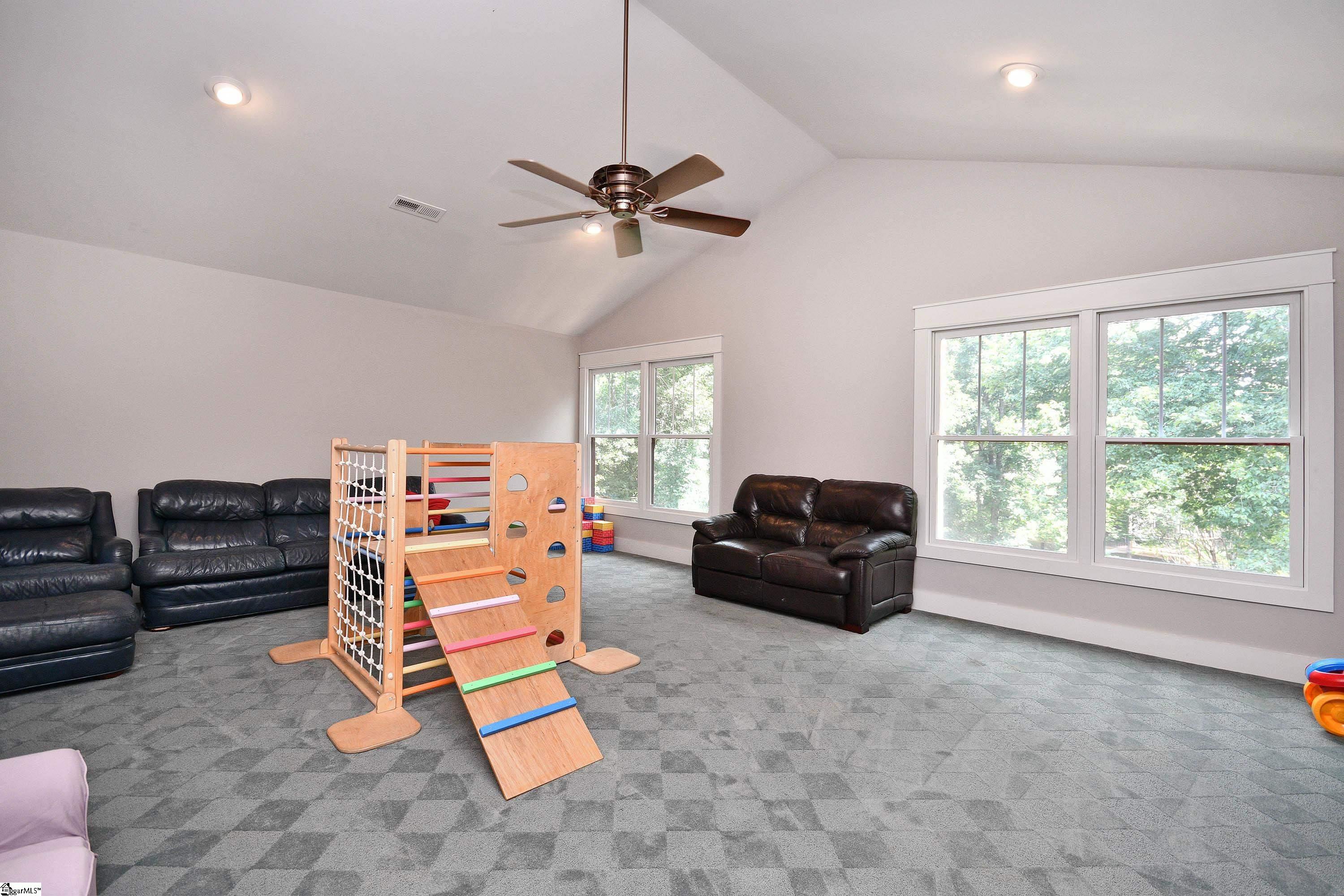 Piedmont, South Carolina 29673, United States, 5 Bedrooms Bedrooms, ,5 BathroomsBathrooms,Residential,Active,155642