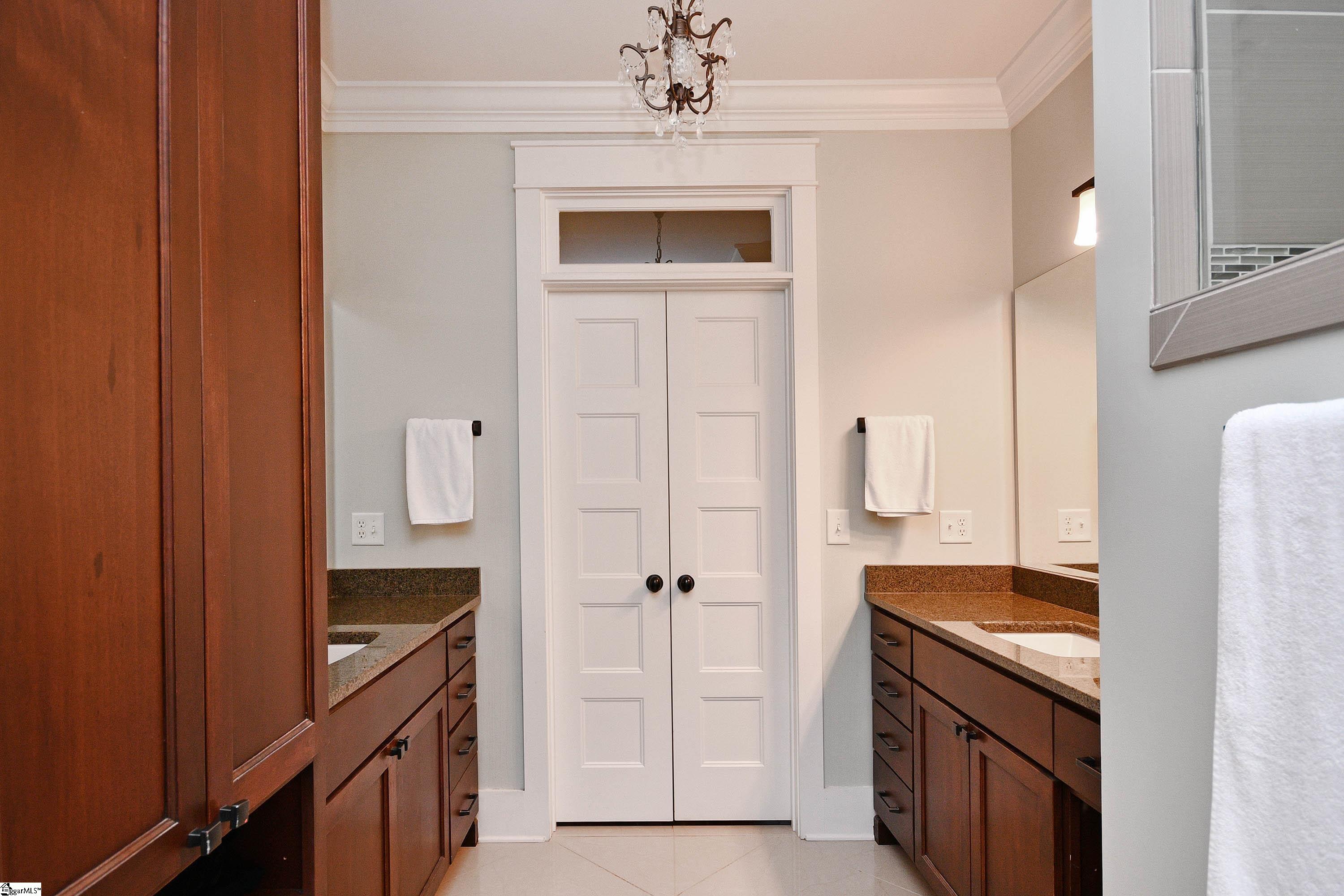 Piedmont, South Carolina 29673, United States, 5 Bedrooms Bedrooms, ,5 BathroomsBathrooms,Residential,Active,155642