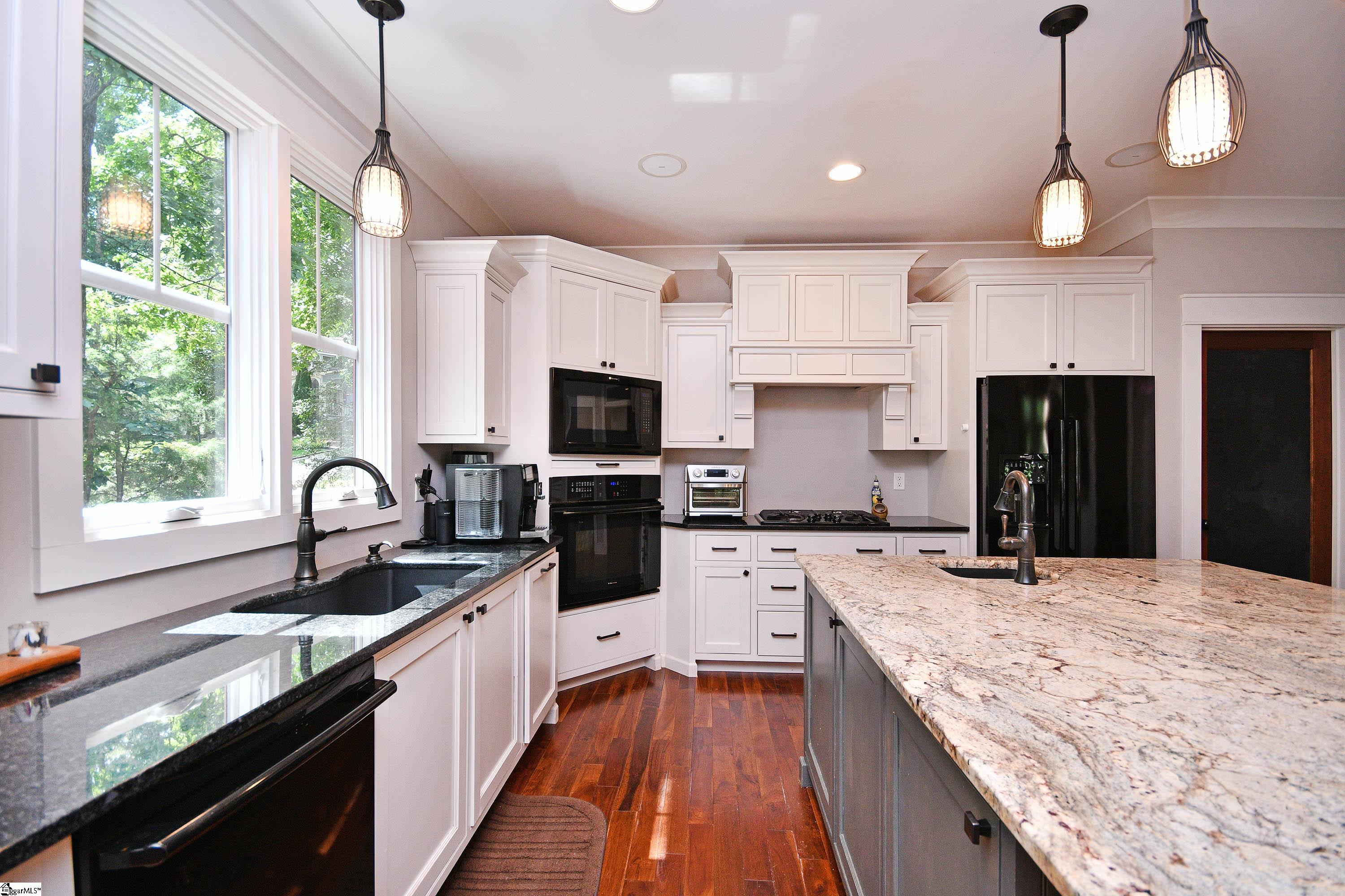 Piedmont, South Carolina 29673, United States, 5 Bedrooms Bedrooms, ,5 BathroomsBathrooms,Residential,Active,155642