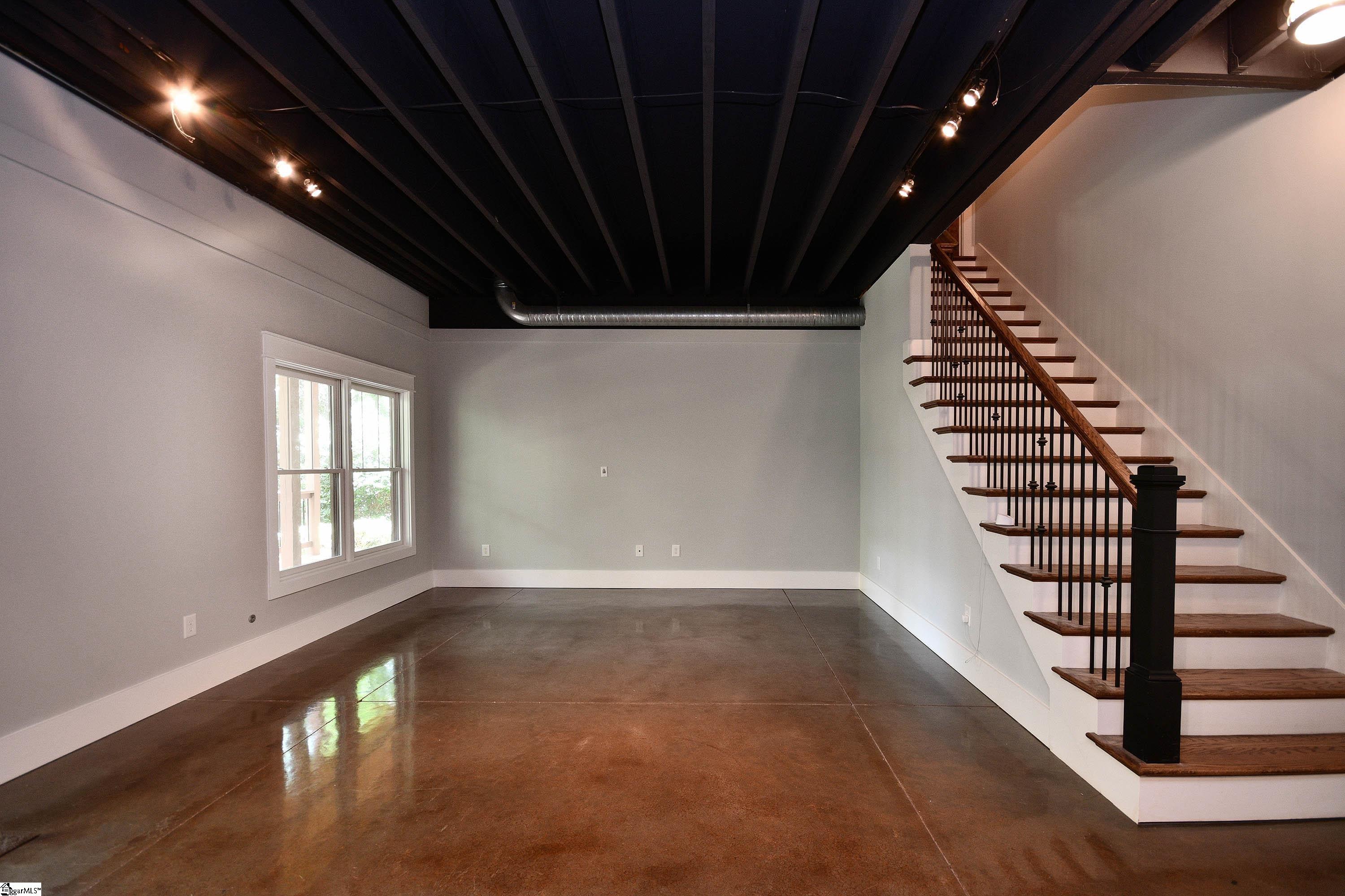 Piedmont, South Carolina 29673, United States, 5 Bedrooms Bedrooms, ,5 BathroomsBathrooms,Residential,Active,155642