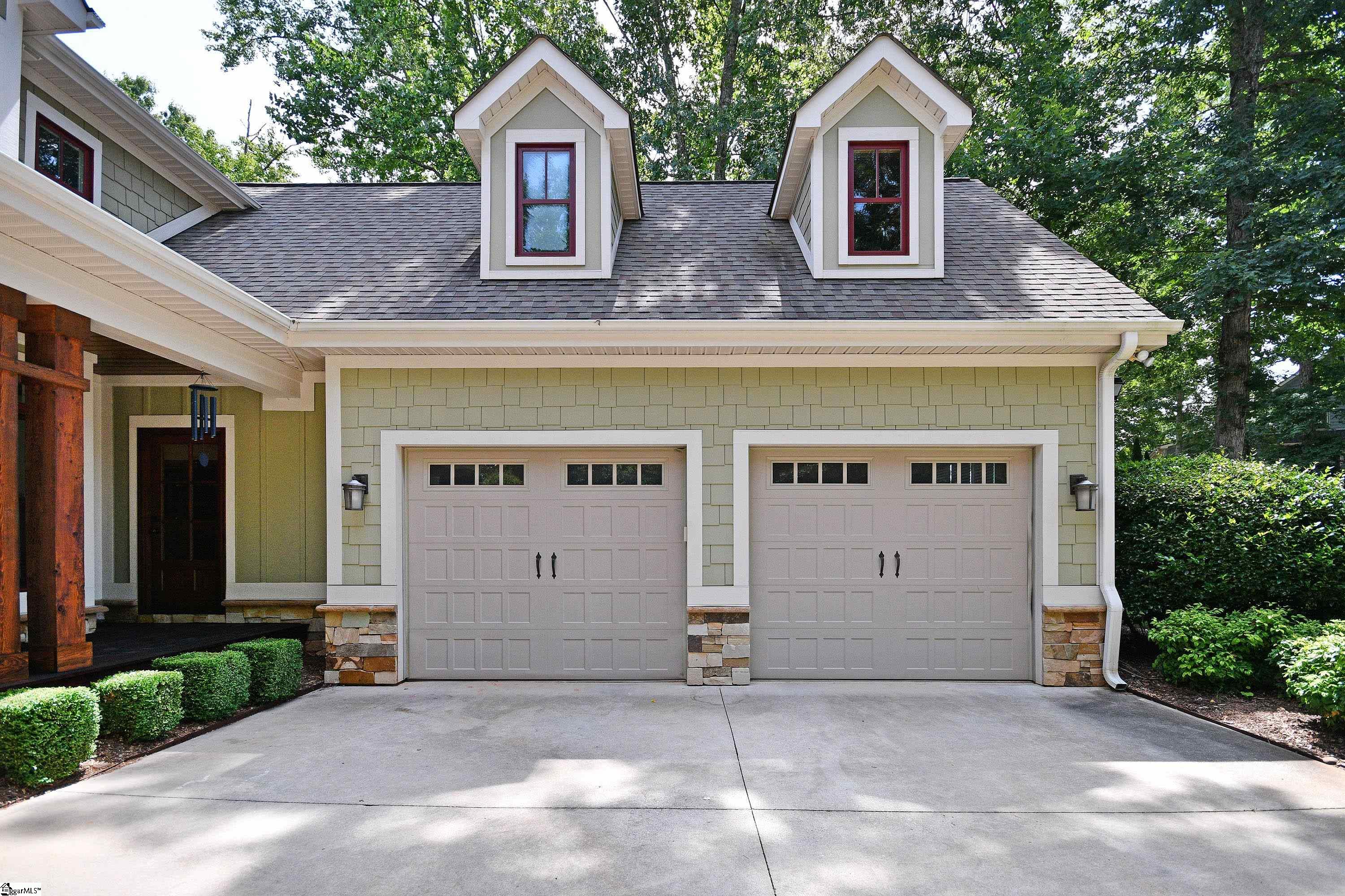 Piedmont, South Carolina 29673, United States, 5 Bedrooms Bedrooms, ,5 BathroomsBathrooms,Residential,Active,155642