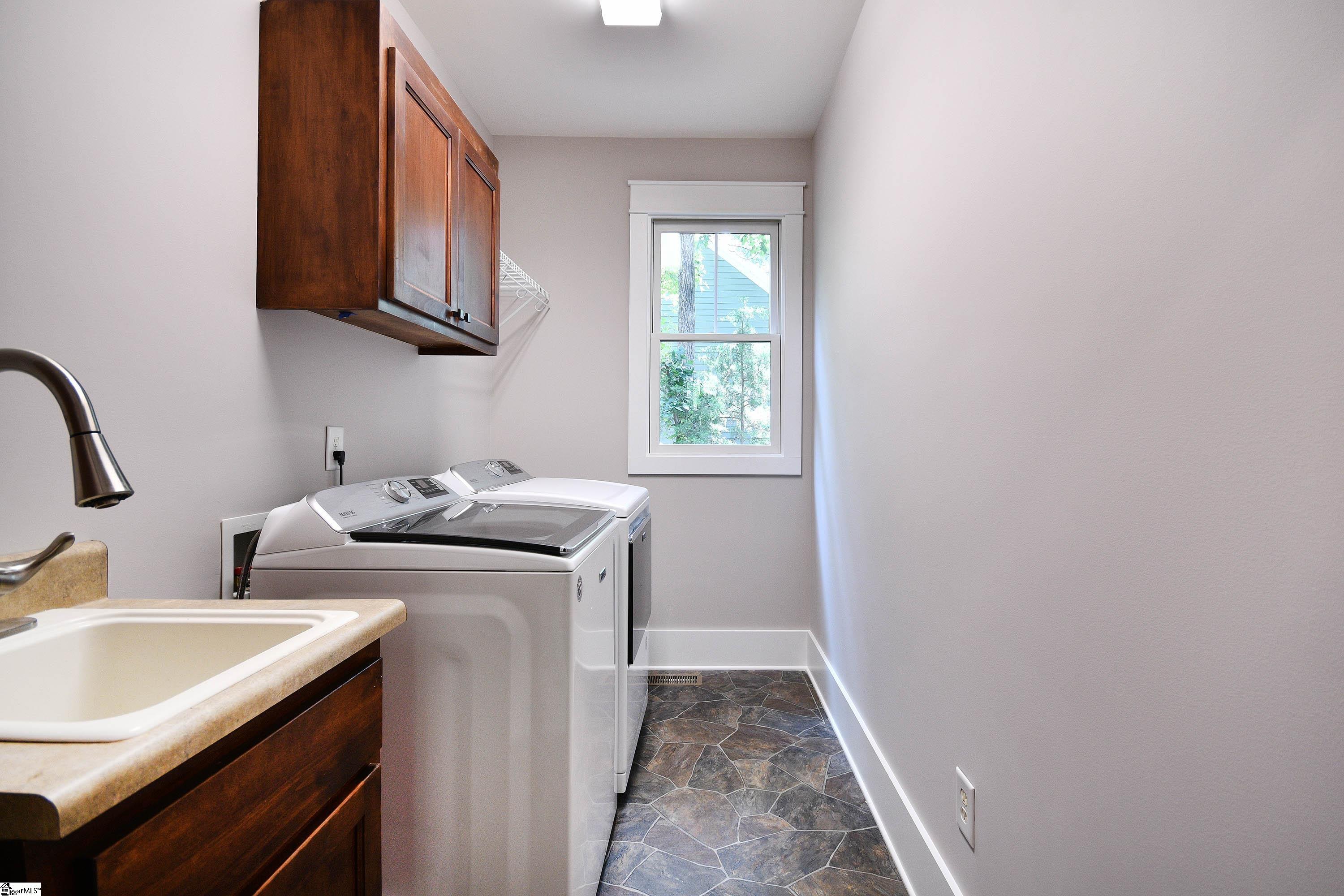 Piedmont, South Carolina 29673, United States, 5 Bedrooms Bedrooms, ,5 BathroomsBathrooms,Residential,Active,155642