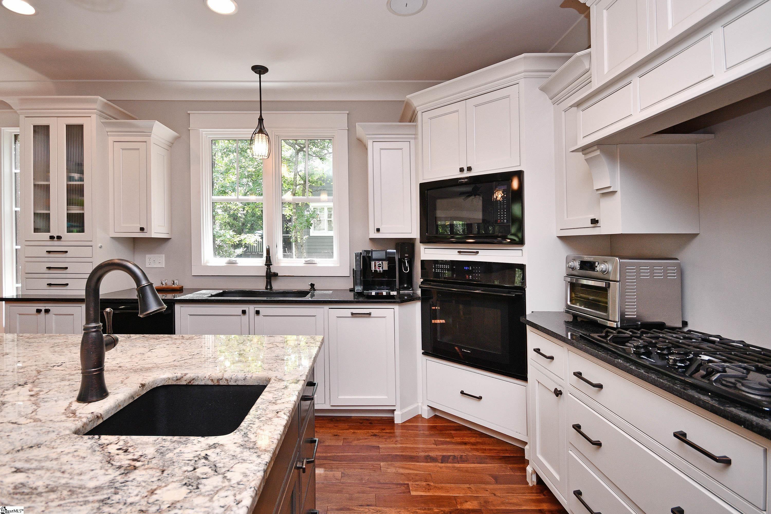 Piedmont, South Carolina 29673, United States, 5 Bedrooms Bedrooms, ,5 BathroomsBathrooms,Residential,Active,155642