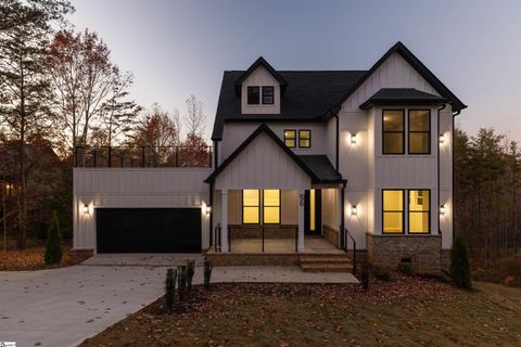 56 Packforest Road Taylors SC 29687