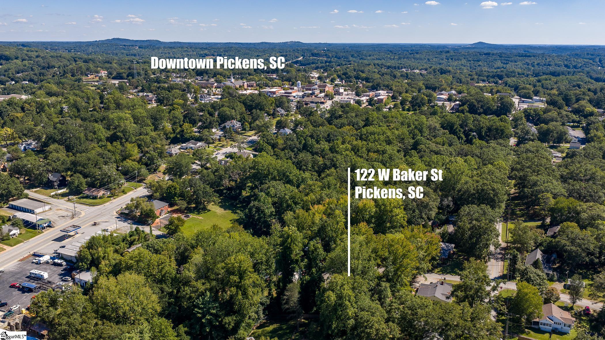 122 W Baker Street