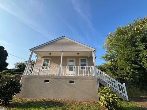 Photo of 8 Cotton Street, Greenville, SC 29609 (MLS # 1578580)