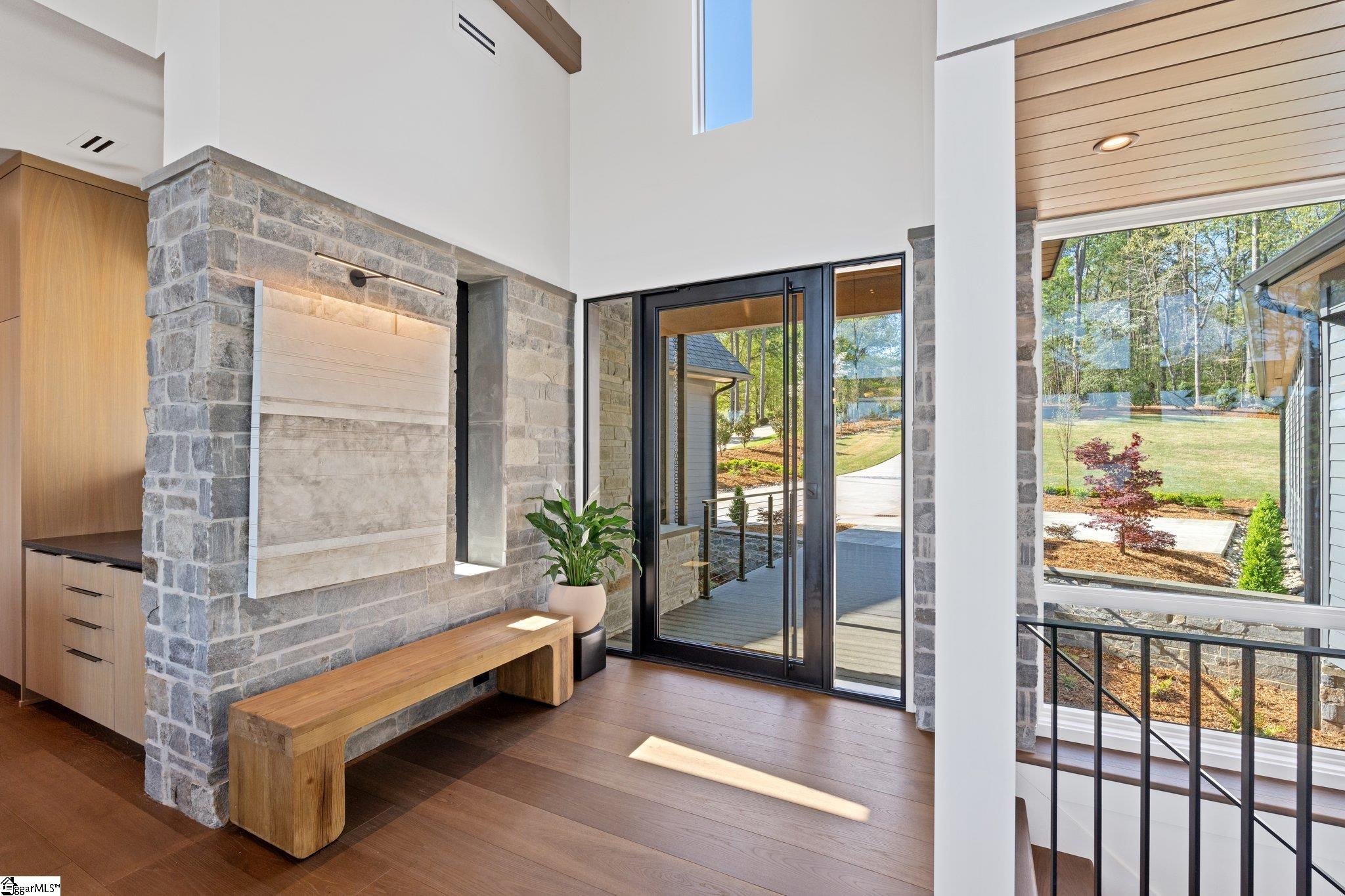 607 Longview Court