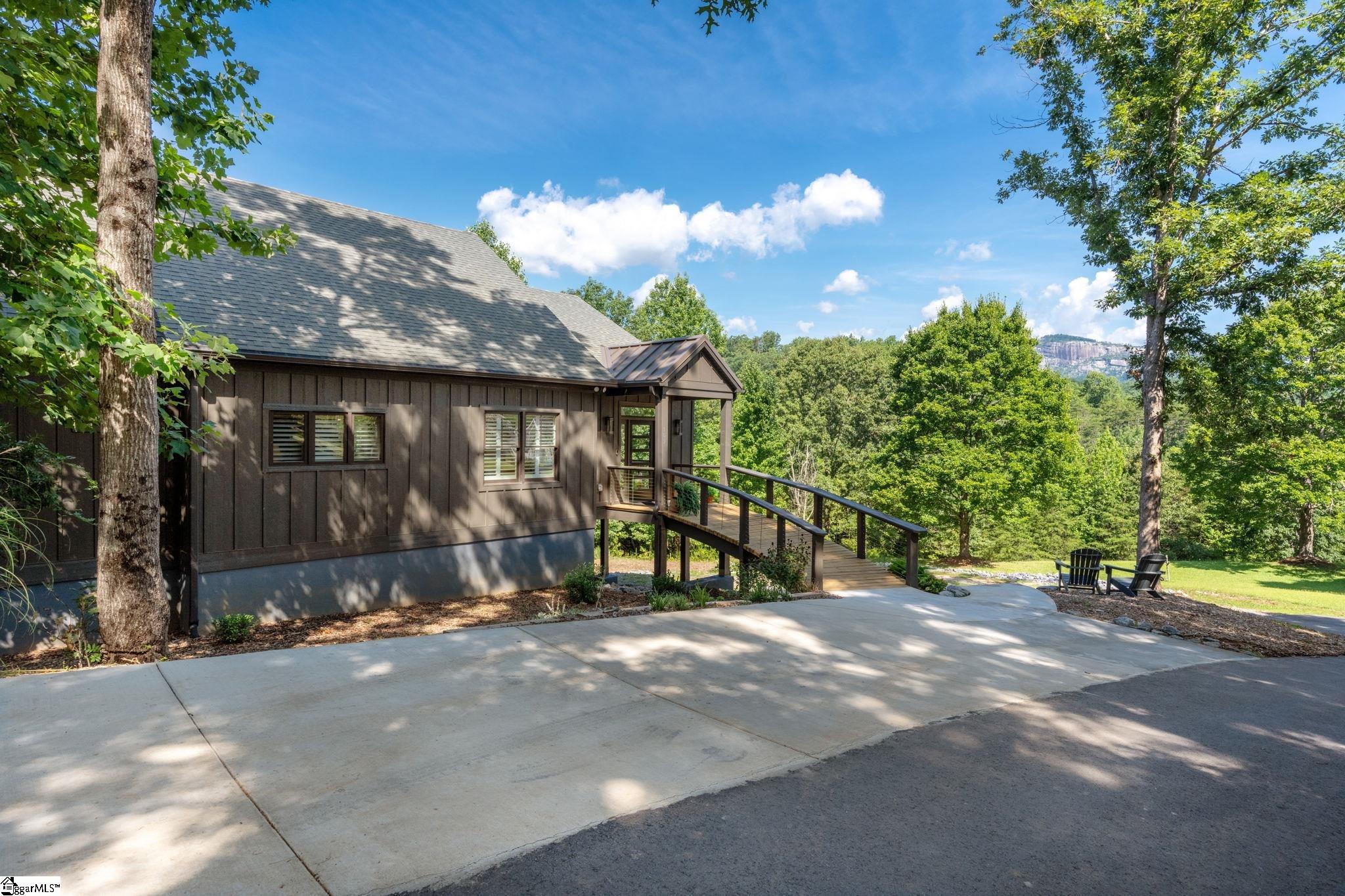 109 Bumsa Place, Pickens, SC, 29671