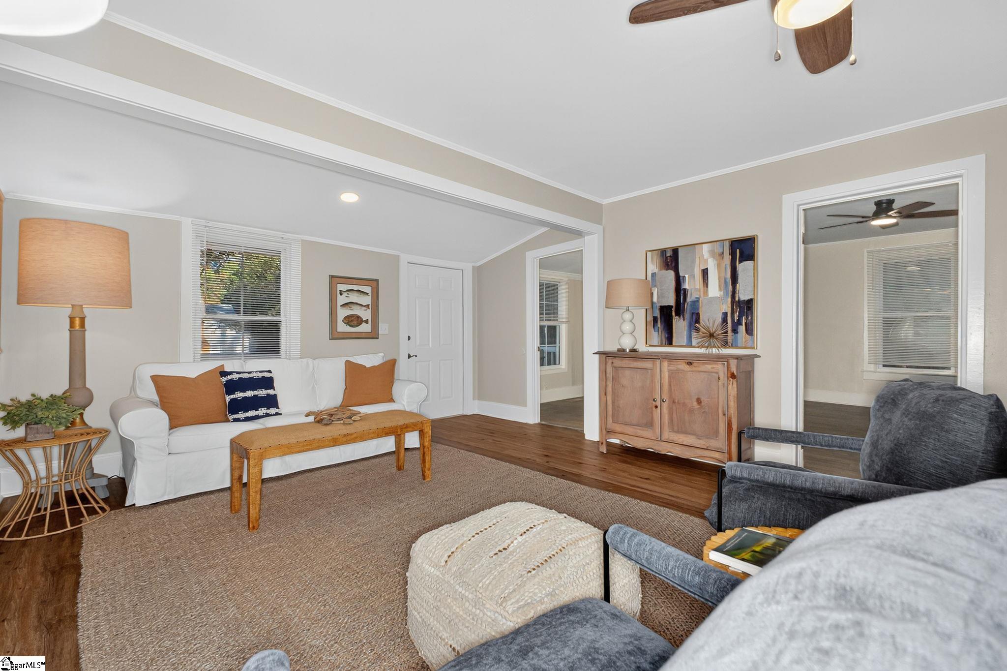 Greenville, South Carolina 29607, United States, 2 Bedrooms Bedrooms, ,2 BathroomsBathrooms,Residential,Active,228229