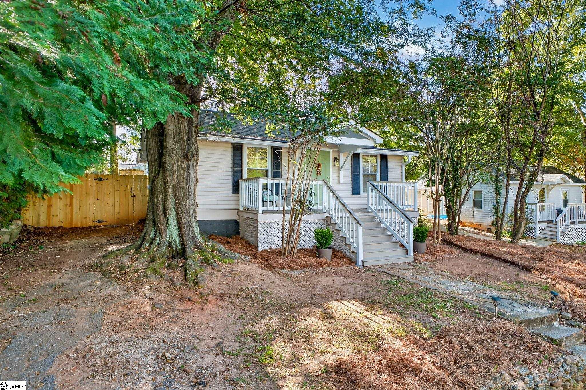 Greenville, South Carolina 29607, United States, 2 Bedrooms Bedrooms, ,2 BathroomsBathrooms,Residential,Active,228229