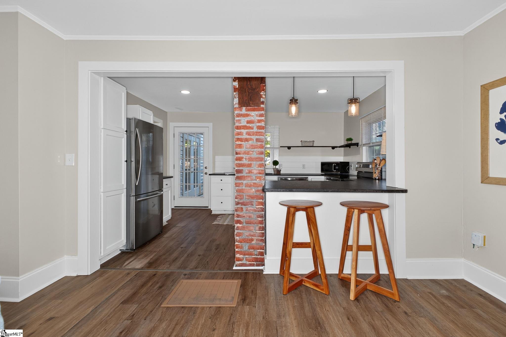 Greenville, South Carolina 29607, United States, 2 Bedrooms Bedrooms, ,2 BathroomsBathrooms,Residential,Active,228229