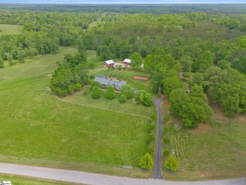 Photo of 133 Holly Drive, Pelzer, SC 29669 (MLS # 1571432)