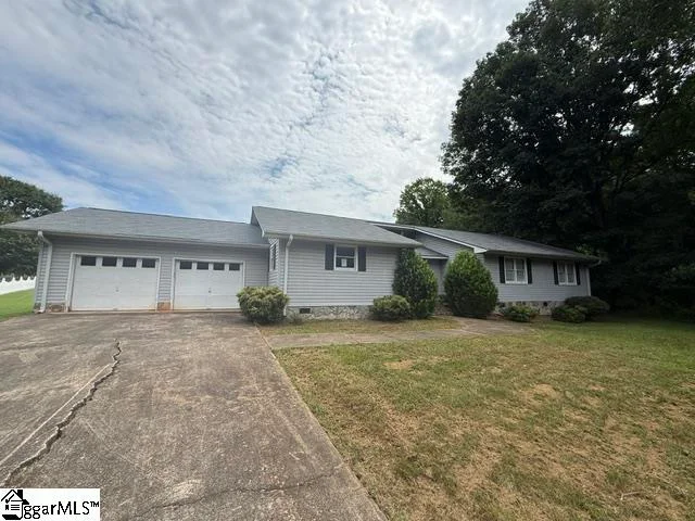 48 N Windward Court