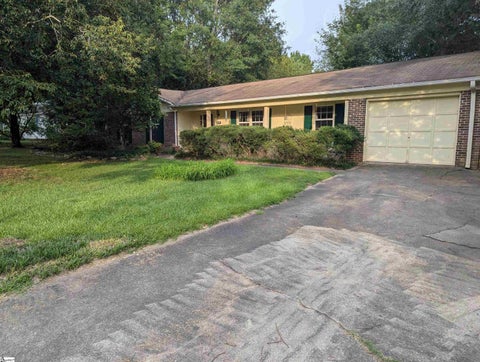 Photo of 117 Hunters Trail, Greenville, SC 29615 (MLS # 1605034)