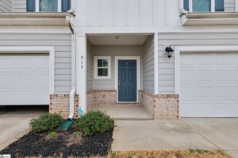 Photo of 915 Yarn Way, Greer, SC 29651 (MLS # 1583653)