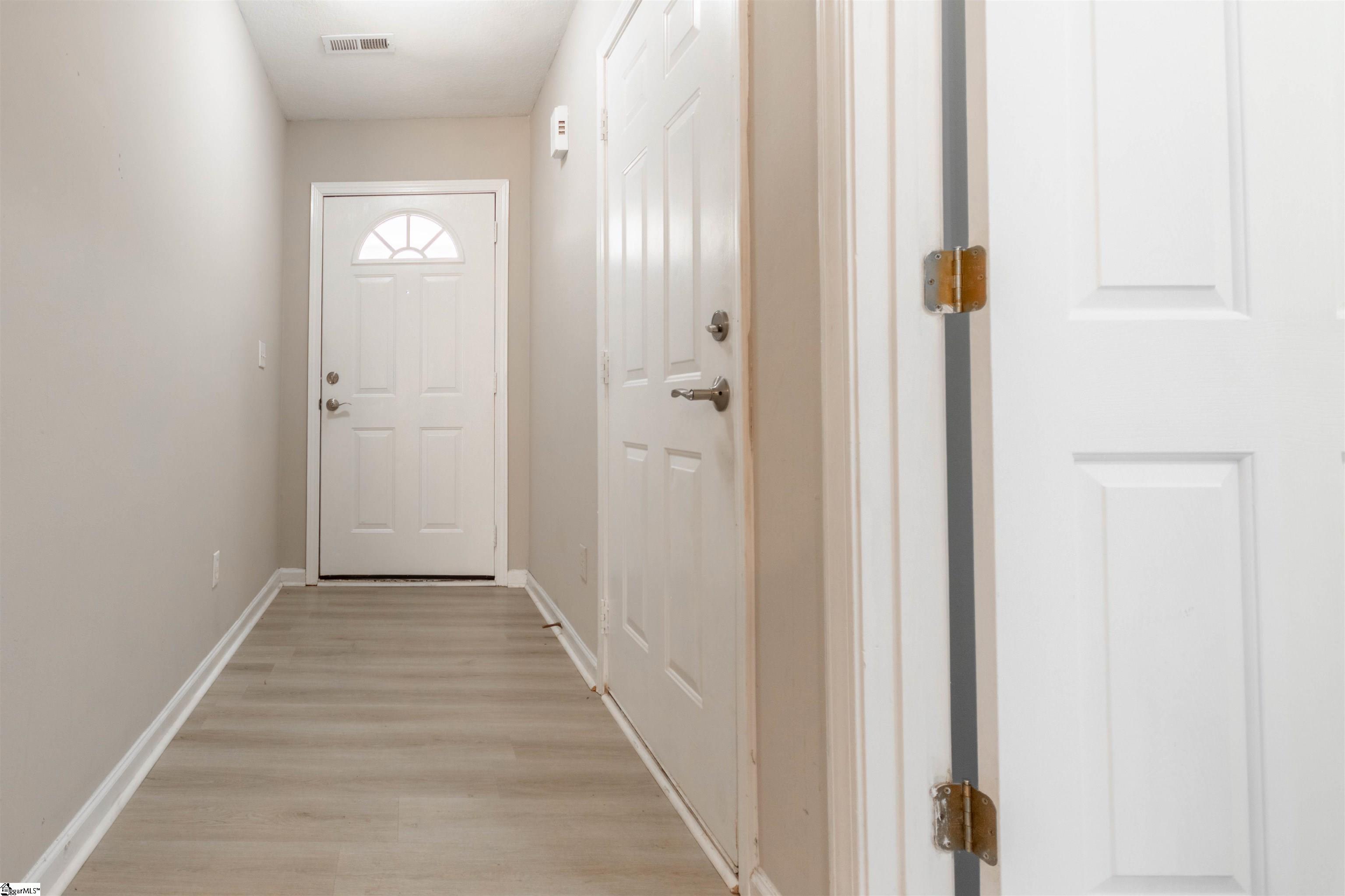 Spartanburg, South Carolina 29301, United States, 3 Bedrooms Bedrooms, ,2 BathroomsBathrooms,Residential,Active,105567