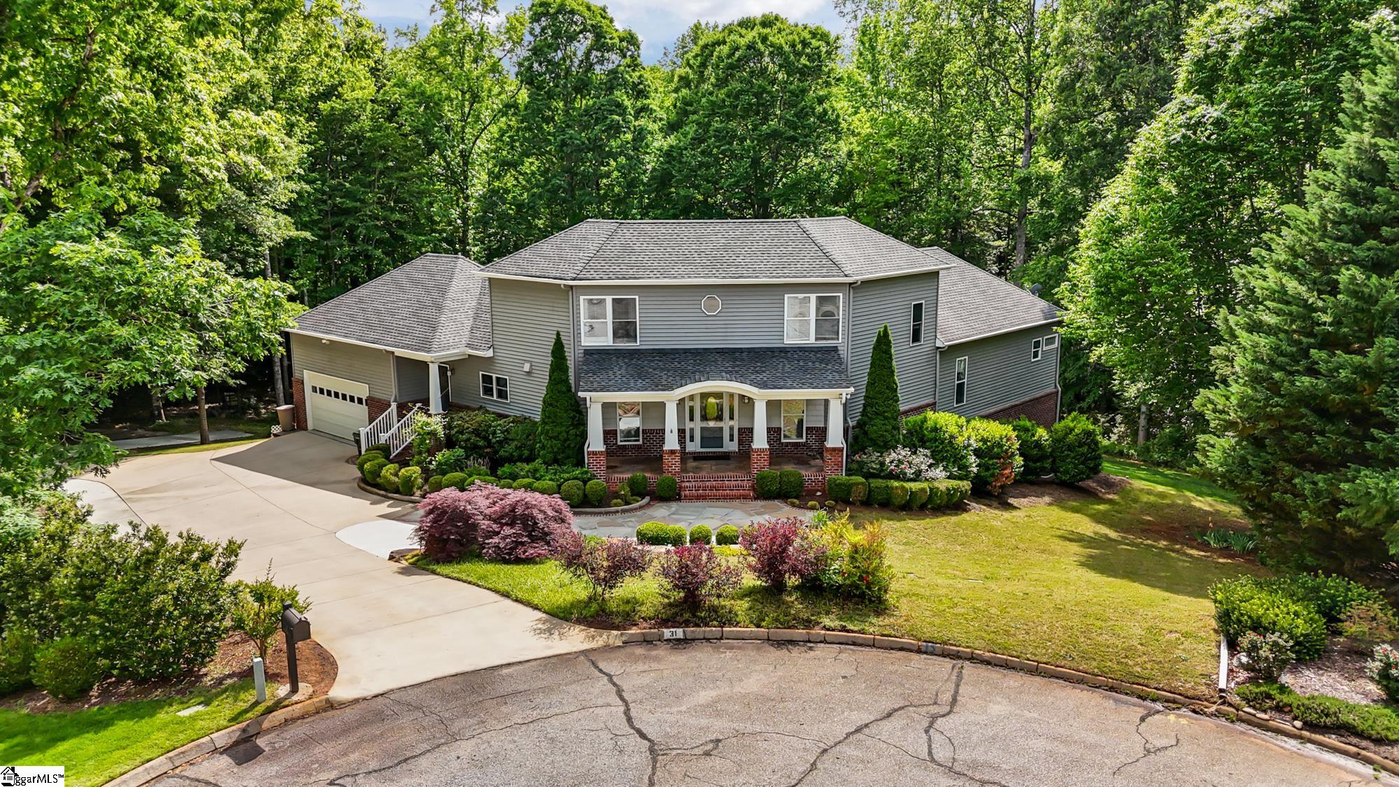 31 Silver Knoll Court