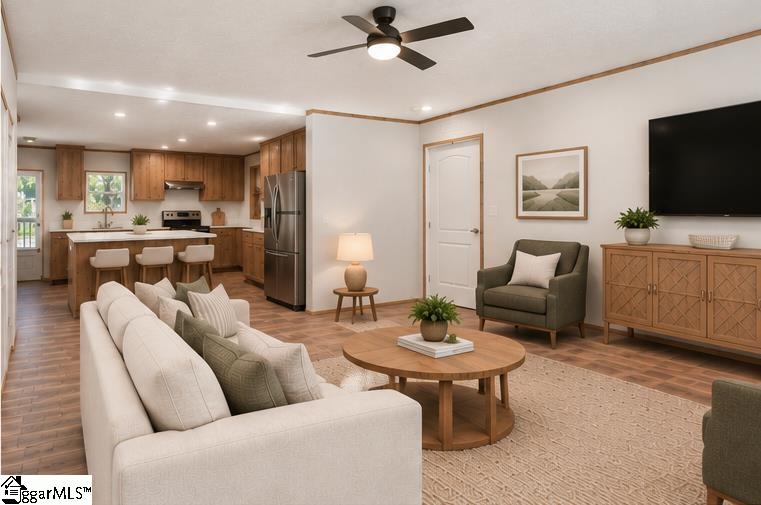 10 Lakeside Drive