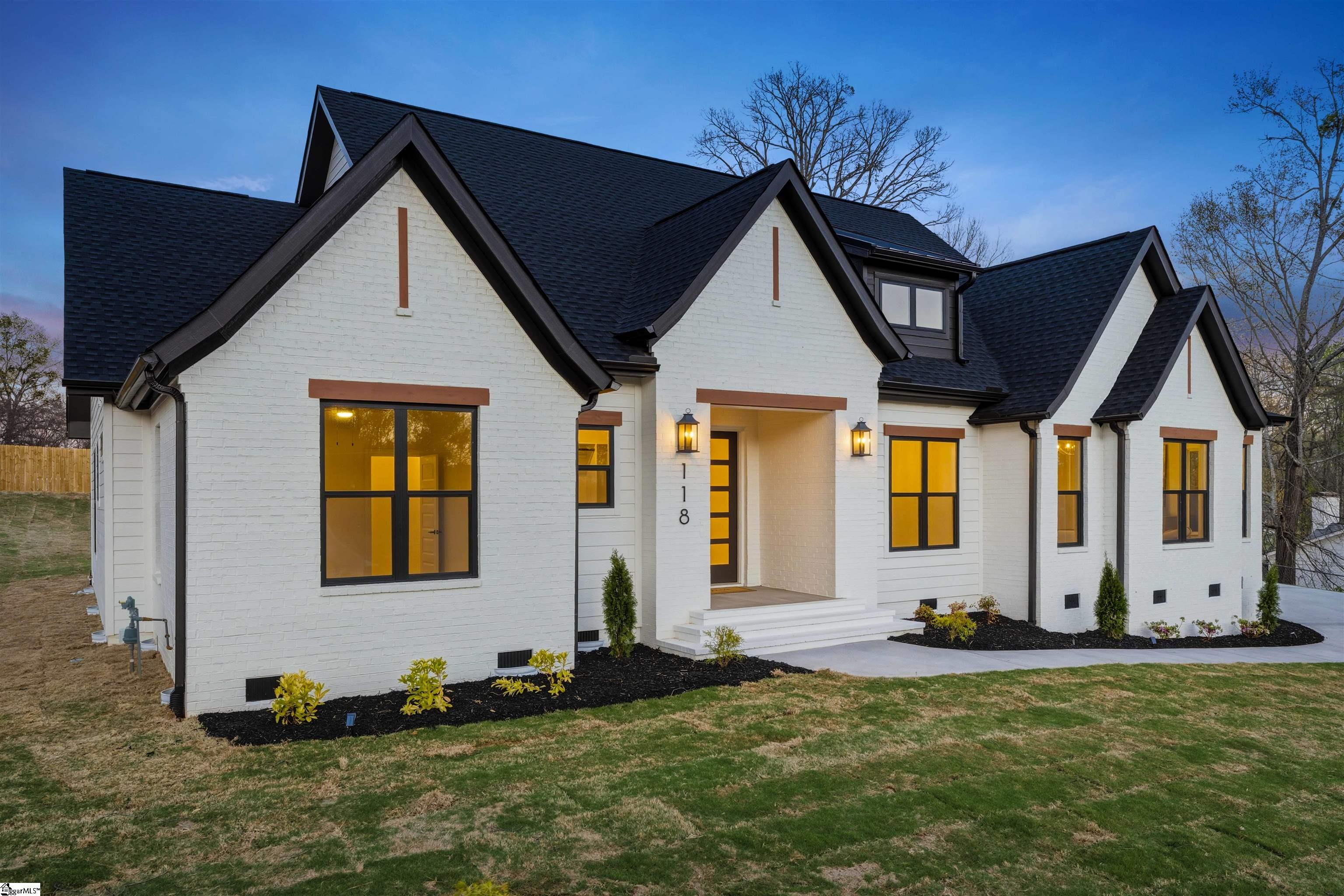 118 Mount Vernon Circle