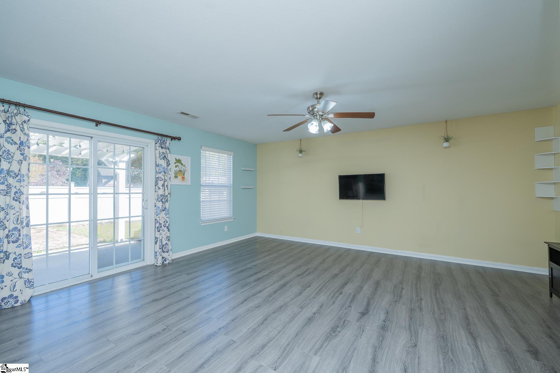 Easley, South Carolina 29642, United States, 4 Bedrooms Bedrooms, ,3 BathroomsBathrooms,Residential,Active,231729