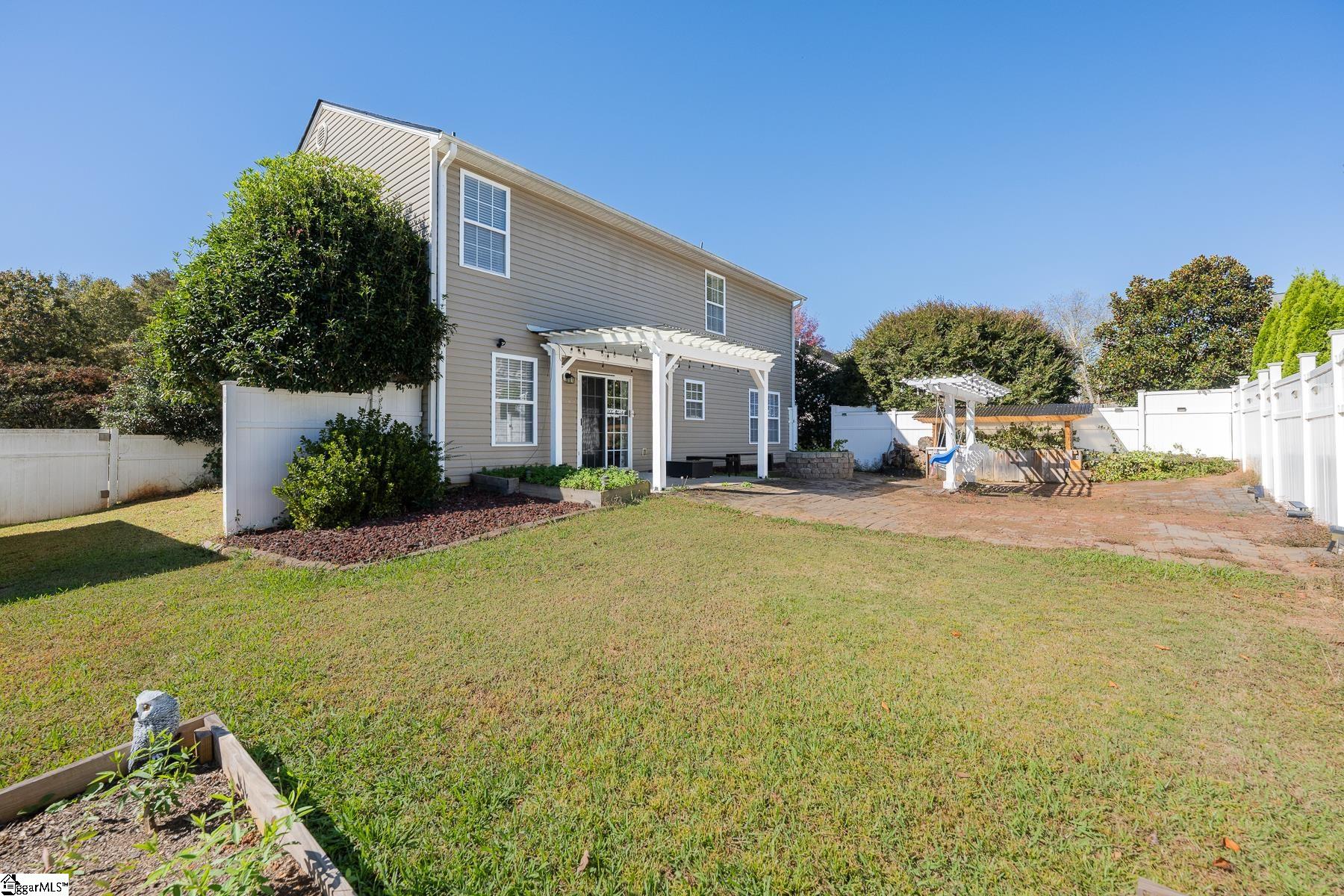 Easley, South Carolina 29642, United States, 4 Bedrooms Bedrooms, ,3 BathroomsBathrooms,Residential,Active,231729