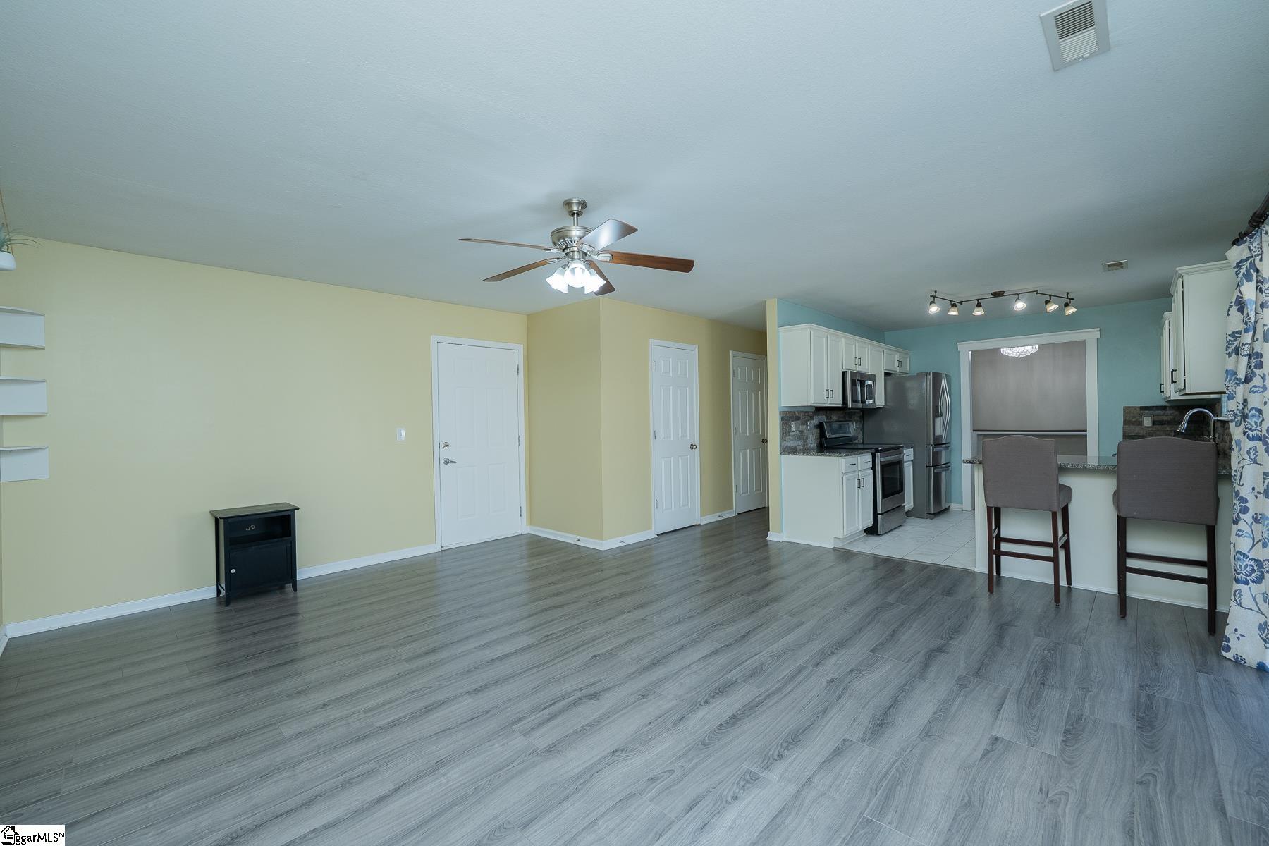 Easley, South Carolina 29642, United States, 4 Bedrooms Bedrooms, ,3 BathroomsBathrooms,Residential,Active,231729