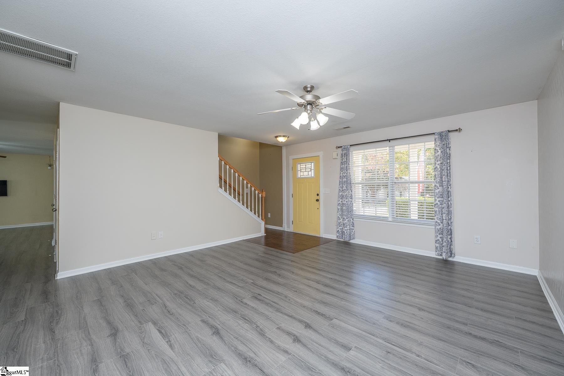 Easley, South Carolina 29642, United States, 4 Bedrooms Bedrooms, ,3 BathroomsBathrooms,Residential,Active,231729