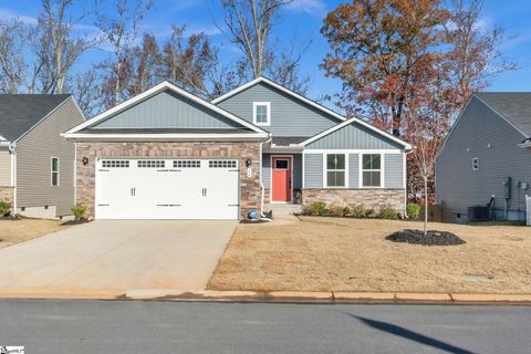 Photo of 16 Timberwild Drive, Greenville, SC 29605 (MLS # 1575387)