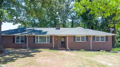 Photo of 159 Woodhaven Drive, Spartanburg, SC 29307 (MLS # 1591785)