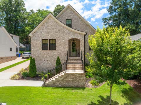 Photo of 229 Cammer Avenue, Greenville, SC 29605 (MLS # 1597217)