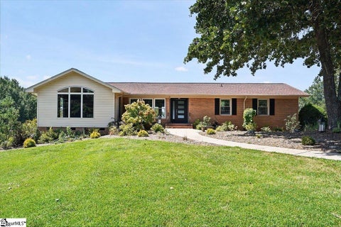 Photo of 219 Fairview Drive, Greenville, SC 29609 (MLS # 1601751)