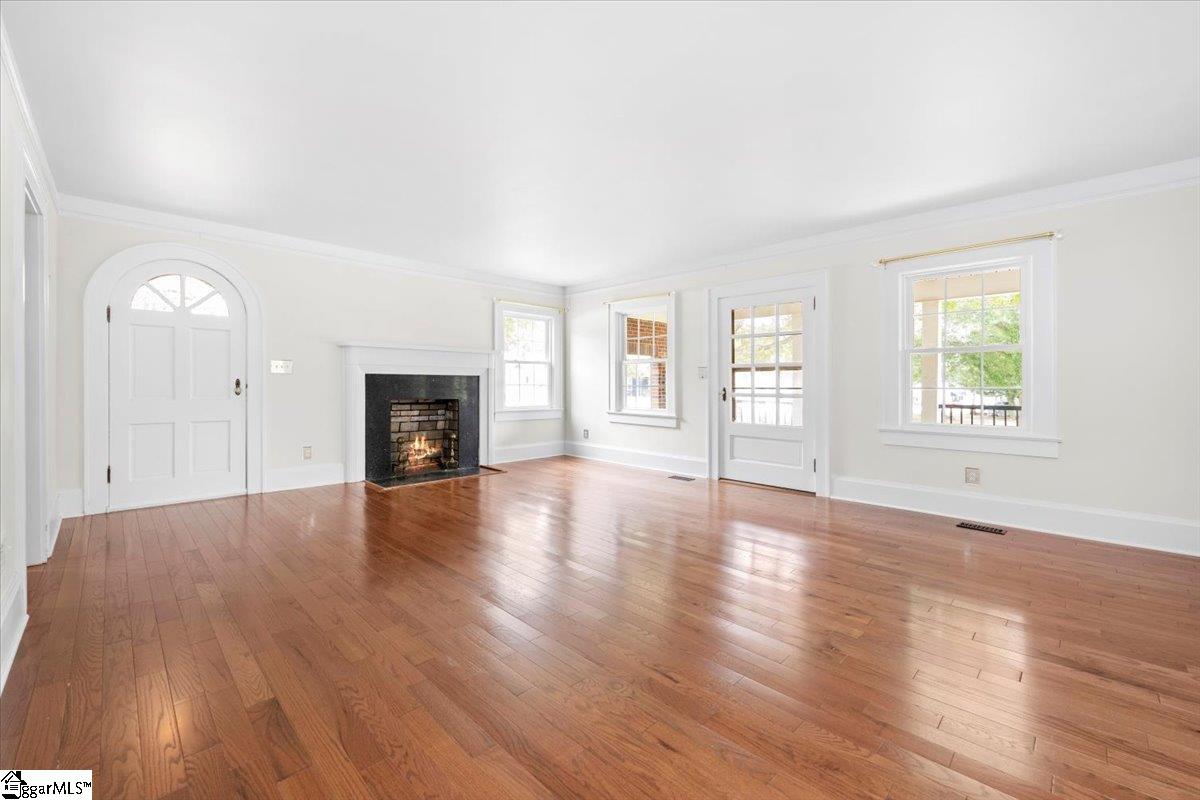 301 E Main Street