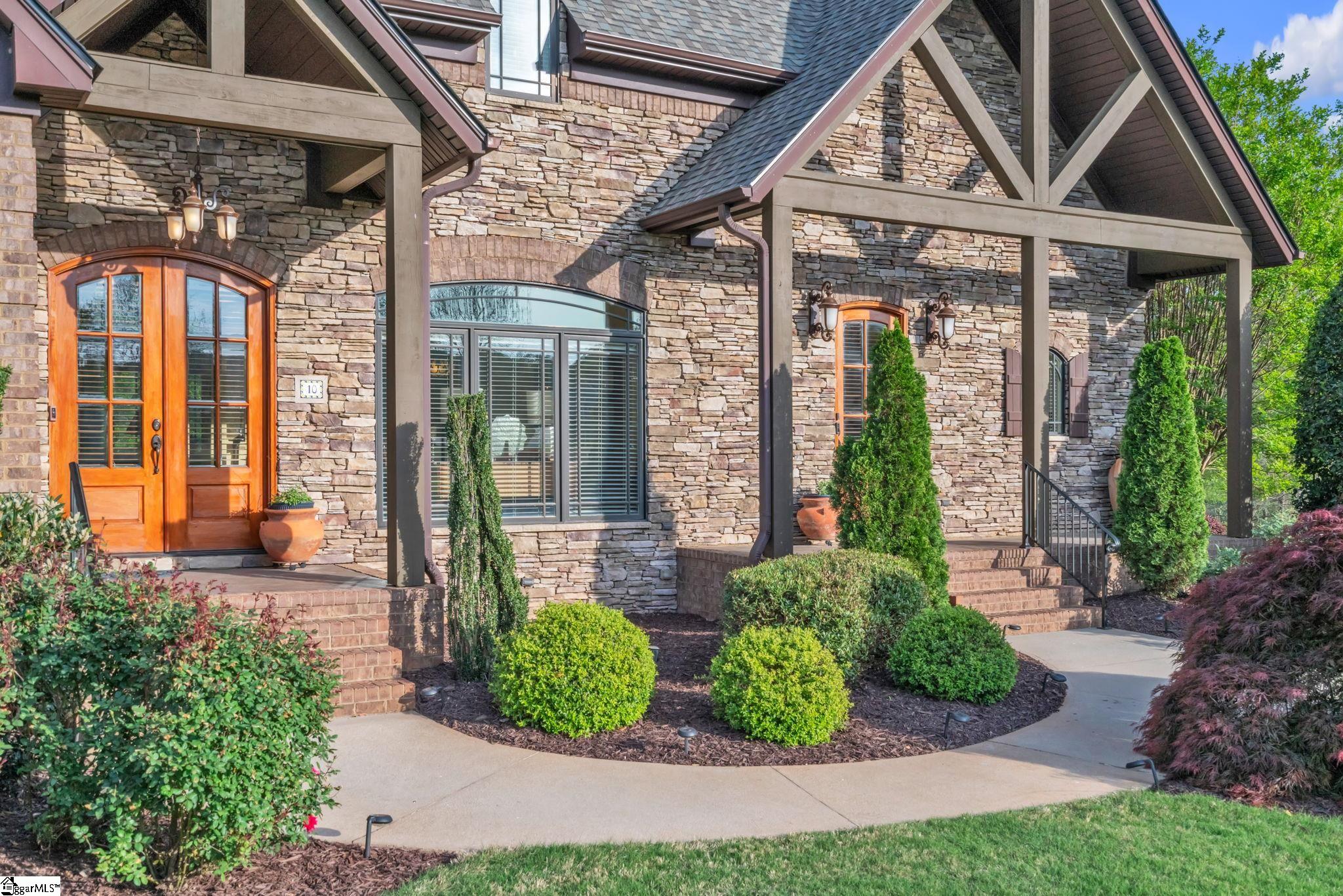 10 Great Lawn Drive