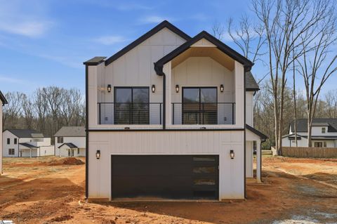 Photo of 170 Buncombe Street, Woodruff, SC 29388 (MLS # 1584168)