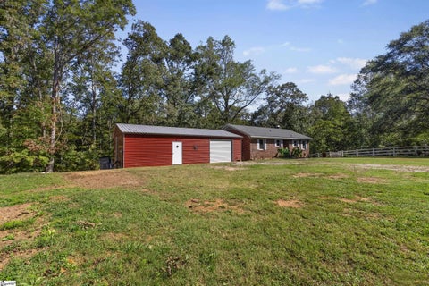 Photo of 1120 Saluda Lake Road, Greenville, SC 29611 (MLS # 1605017)