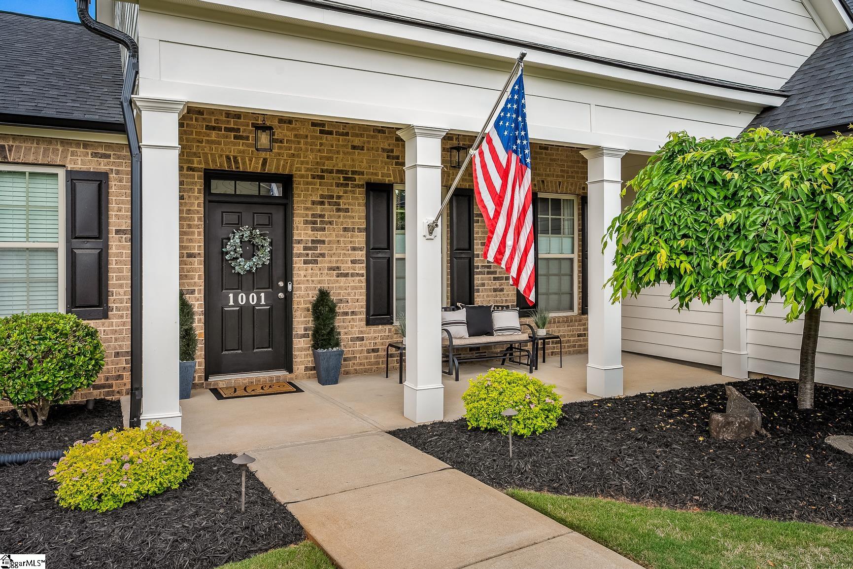 1001 Hillcrest Court