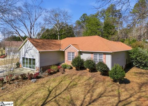 Photo of 402 Graham Road, Anderson, SC 29625 (MLS # 1582865)
