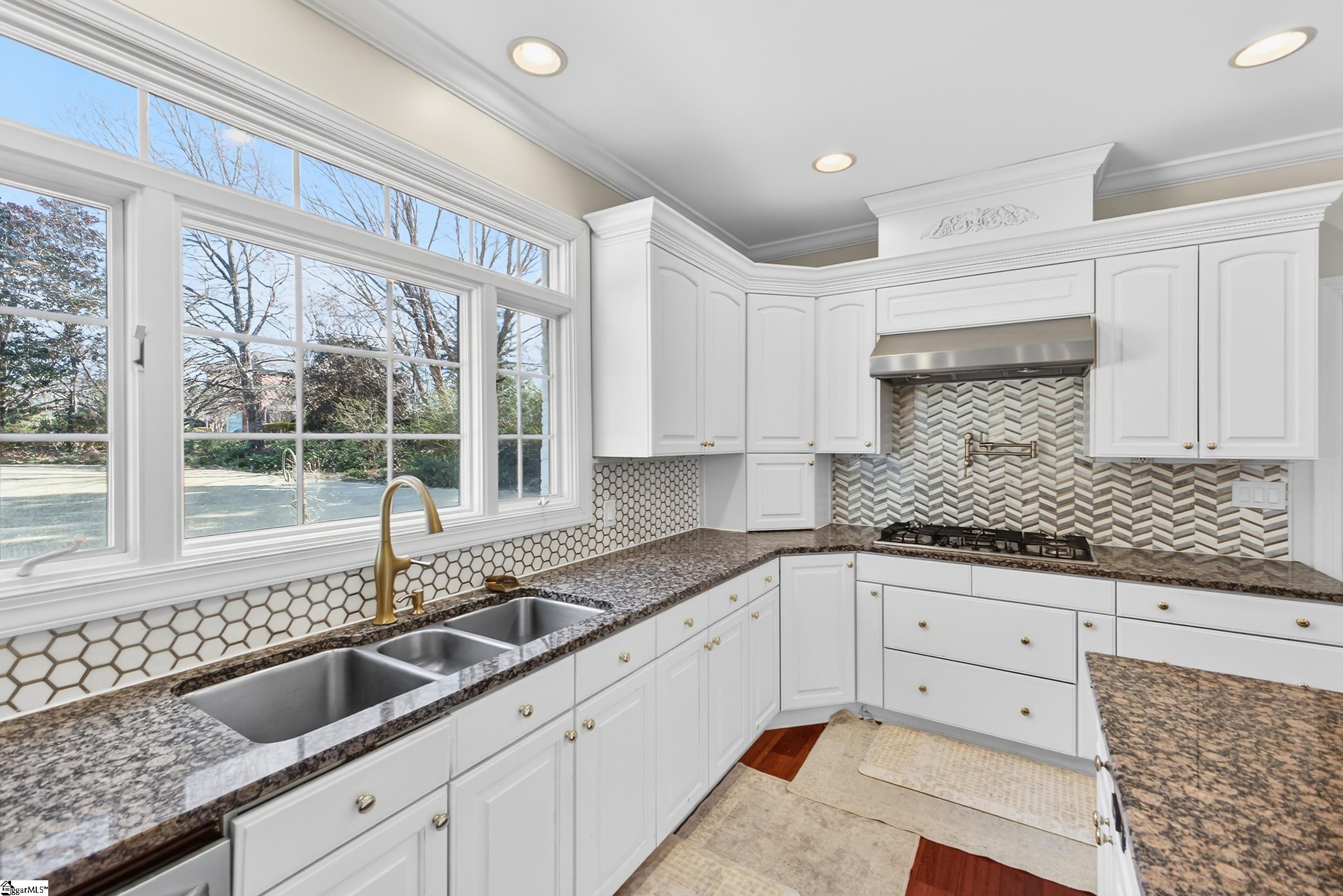 Easley, South Carolina, 29642, United States, 6 Bedrooms Bedrooms, ,6 BathroomsBathrooms,Residential,Active,2041566
