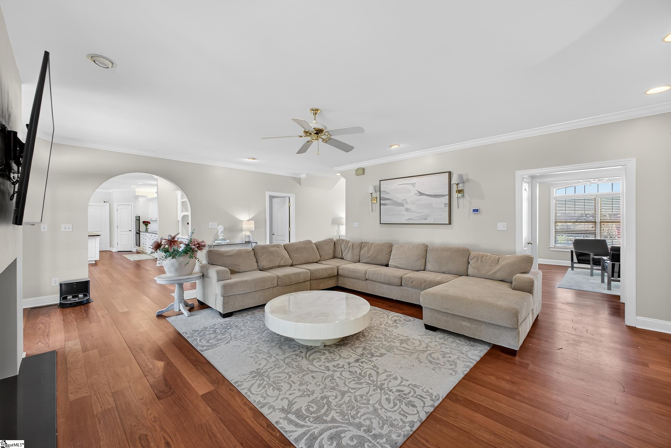 Easley, South Carolina, 29642, United States, 6 Bedrooms Bedrooms, ,6 BathroomsBathrooms,Residential,Active,2041566