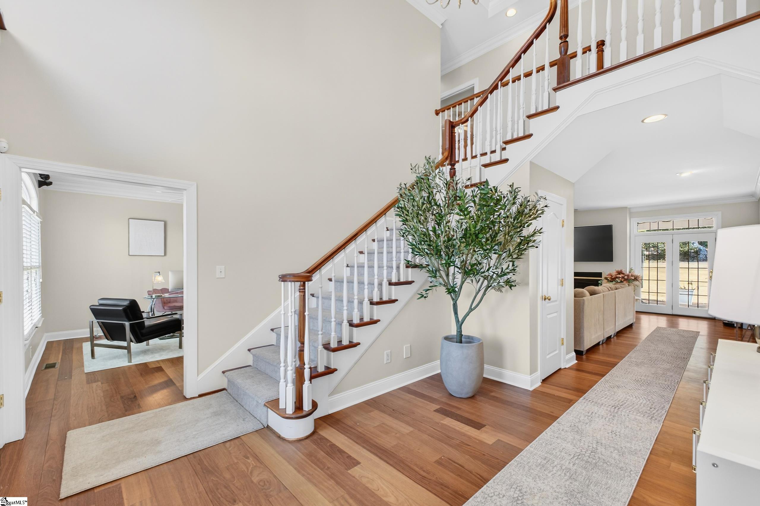 108 Stratford Drive