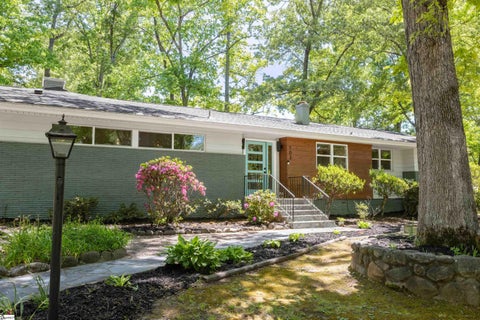 Photo of 103 Lake Fairfield Drive, Greenville, SC 29615 (MLS # 1598596)