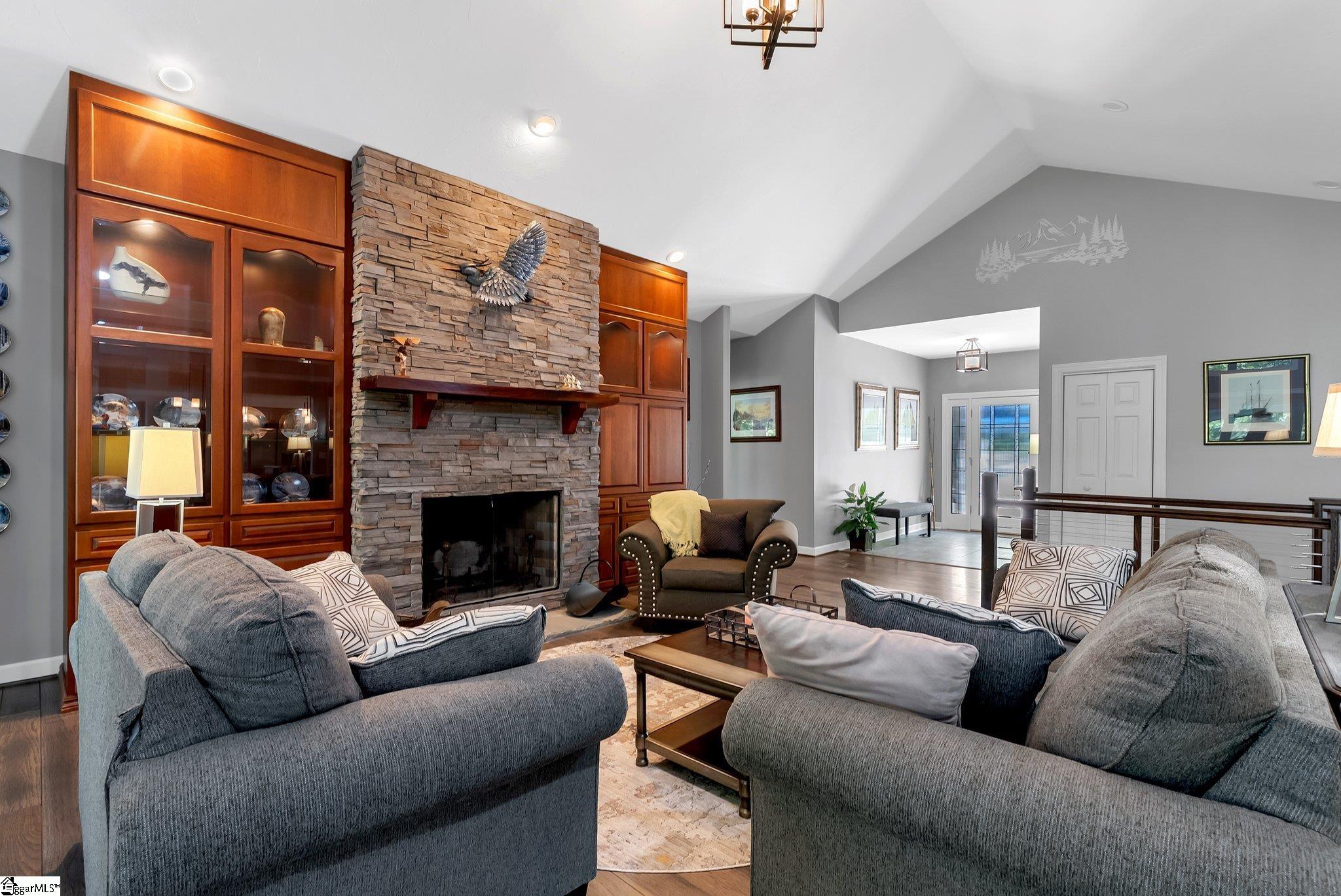 24 Lighthouse Way Drive
