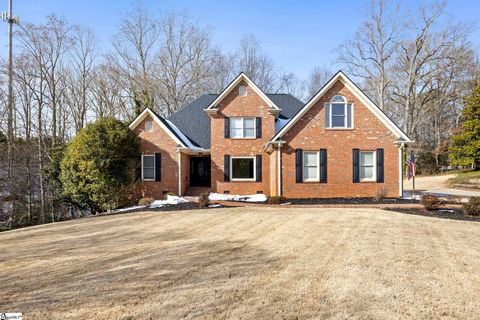 208 Woodbridge Court Easley SC 29642