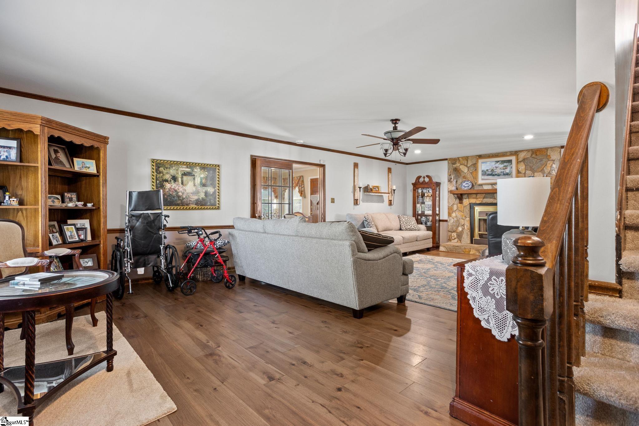 198 Pepperidge Drive