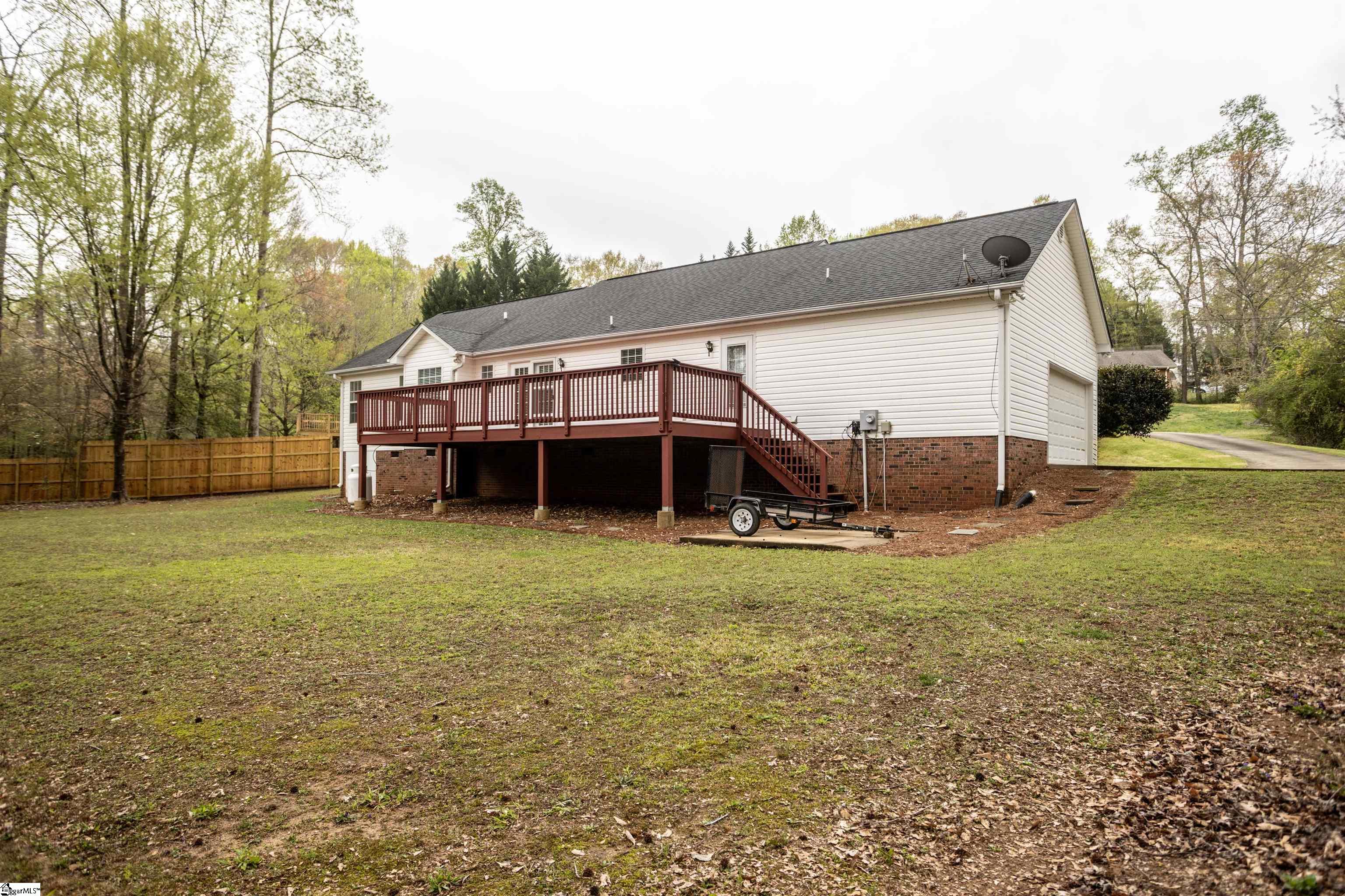 Greer, South Carolina 29651, United States, 3 Bedrooms Bedrooms, ,2 BathroomsBathrooms,Residential,Contingent,102918