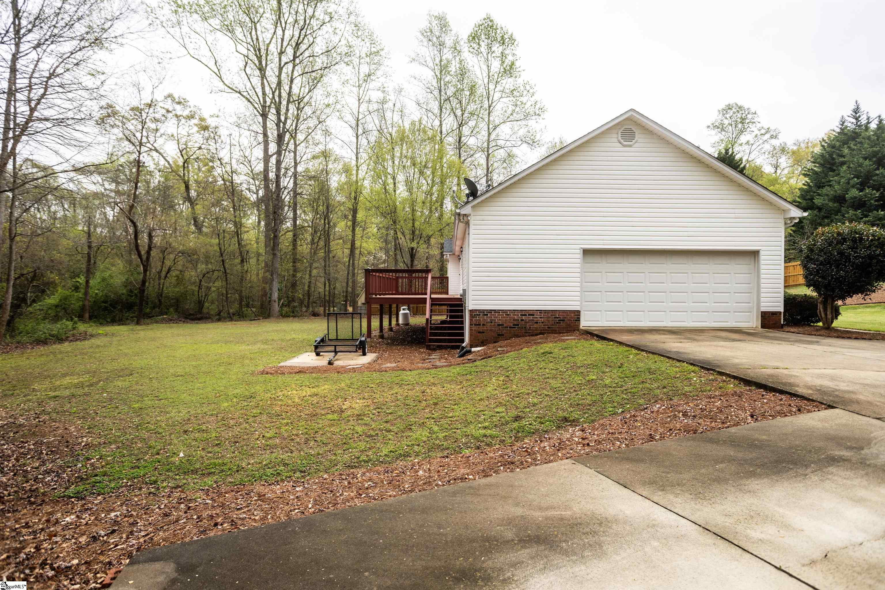Greer, South Carolina 29651, United States, 3 Bedrooms Bedrooms, ,2 BathroomsBathrooms,Residential,Contingent,102918