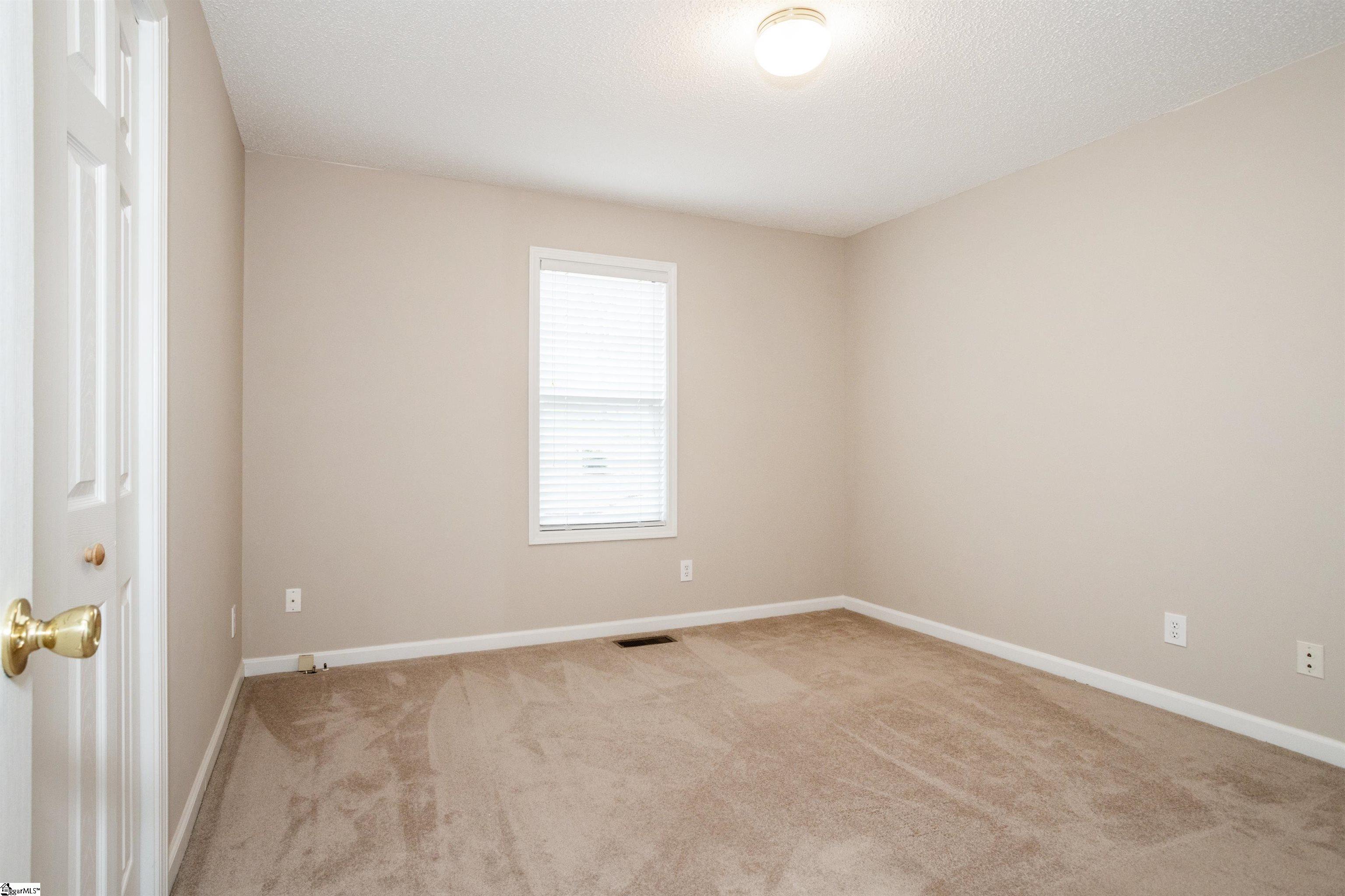 Greer, South Carolina 29651, United States, 3 Bedrooms Bedrooms, ,2 BathroomsBathrooms,Residential,Contingent,102918