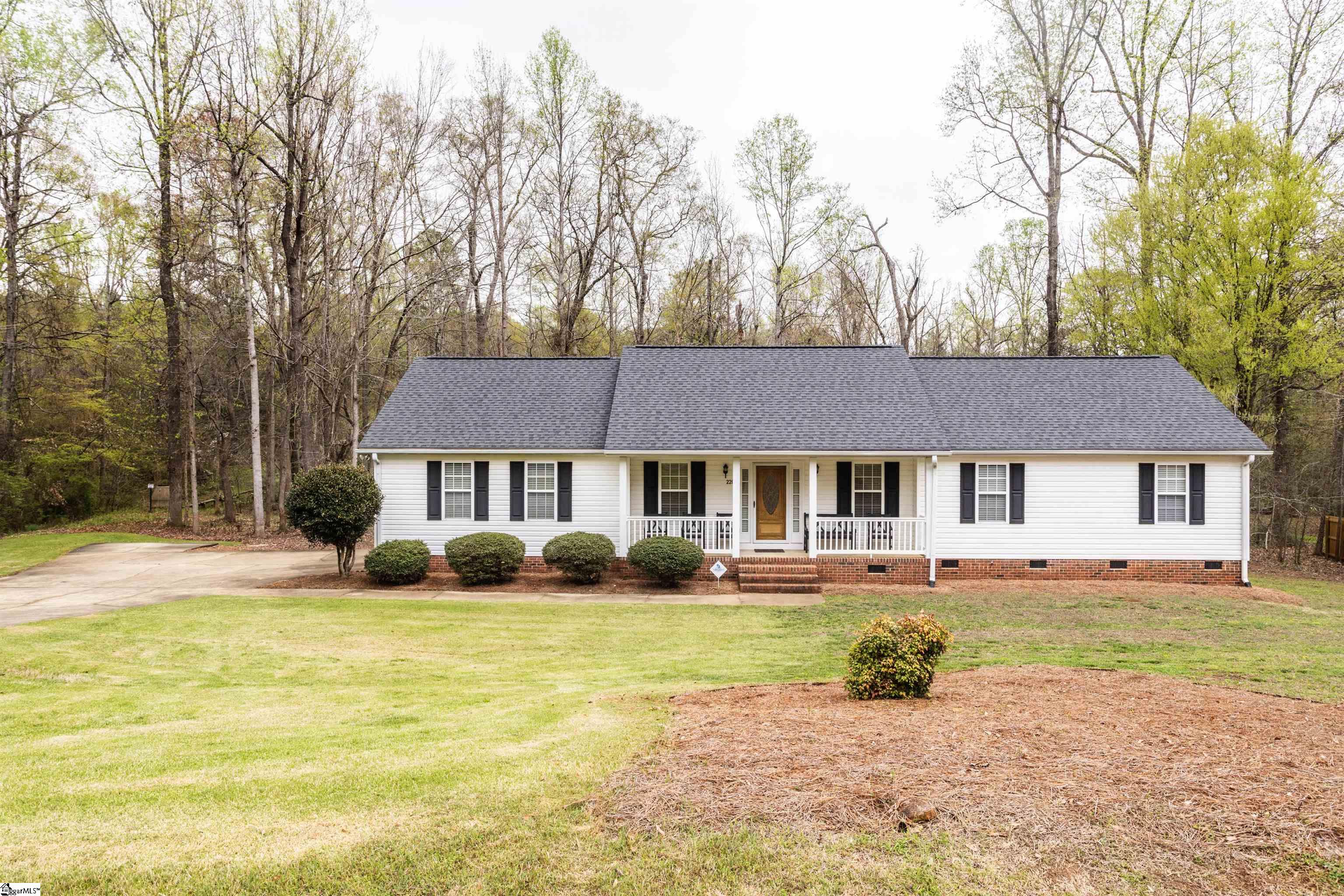 Greer, South Carolina 29651, United States, 3 Bedrooms Bedrooms, ,2 BathroomsBathrooms,Residential,Contingent,102918